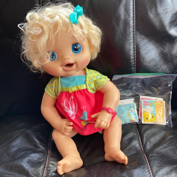 2010 MY REAL BABY - Picture 1 of 4